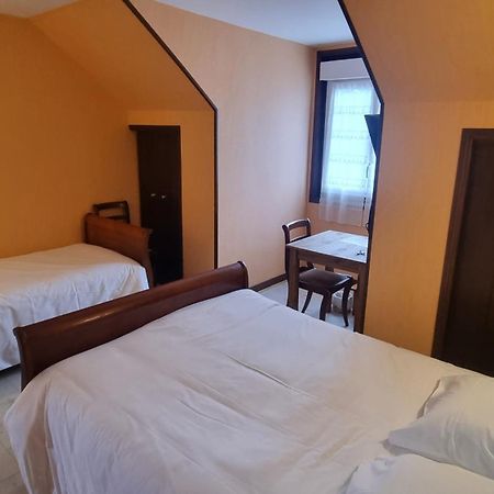 Logis Relais des Monedieres Seilhac Buitenkant foto