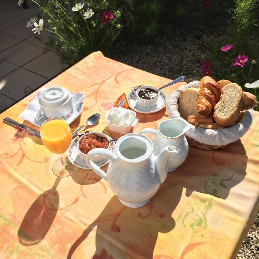 Logis Relais des Monedieres Seilhac Buitenkant foto